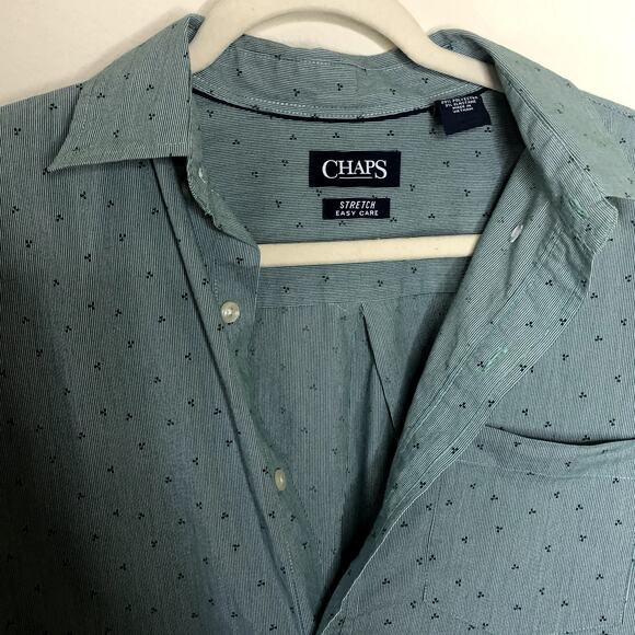 Chaps Easy Care Stretch Button Up Size Medium - Picture 2 of 5